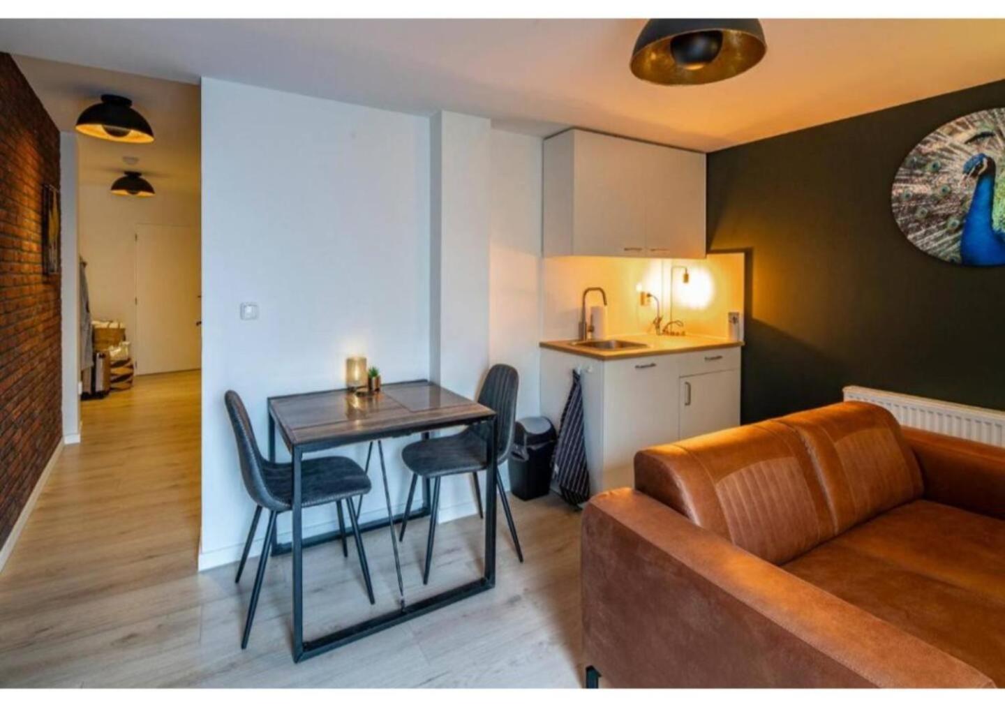 B&K Urban City Suites Tilburg Dış mekan fotoğraf