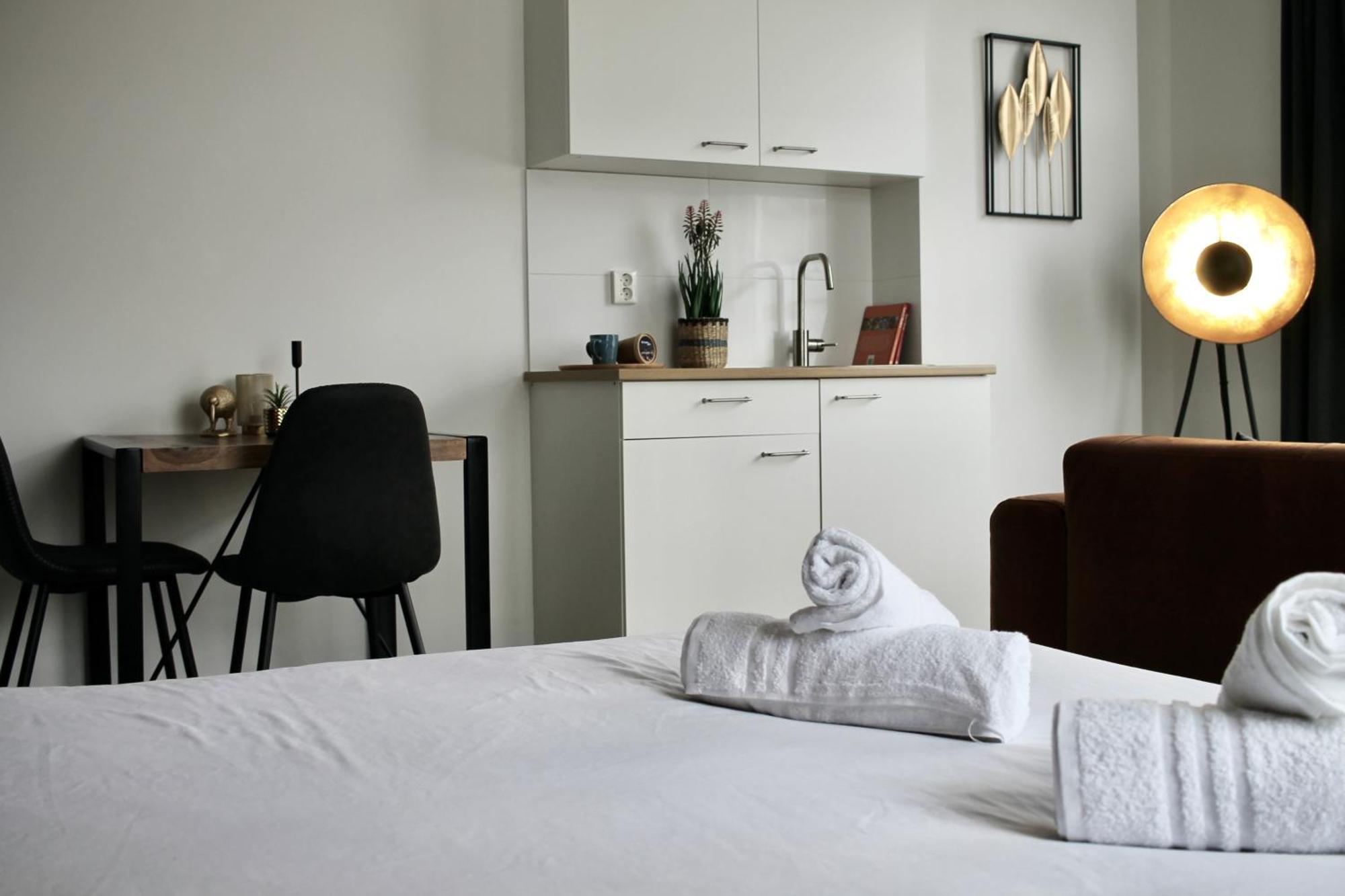 B&K Urban City Suites Tilburg Dış mekan fotoğraf