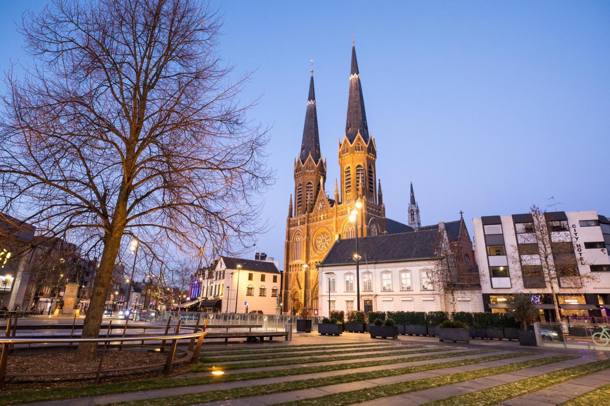 B&K Urban City Suites Tilburg Dış mekan fotoğraf