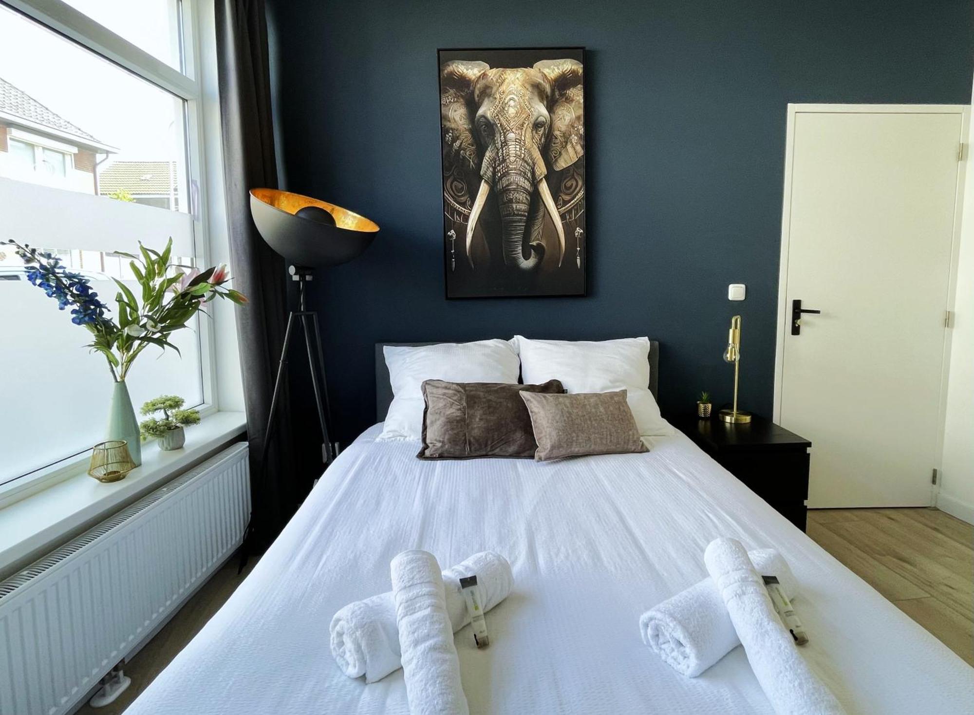 B&K Urban City Suites Tilburg Dış mekan fotoğraf