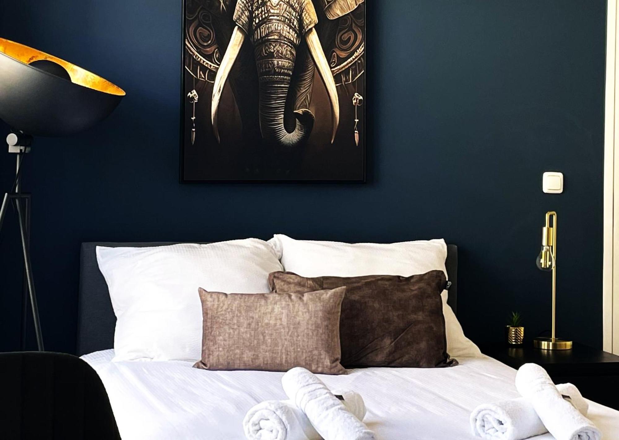 B&K Urban City Suites Tilburg Dış mekan fotoğraf