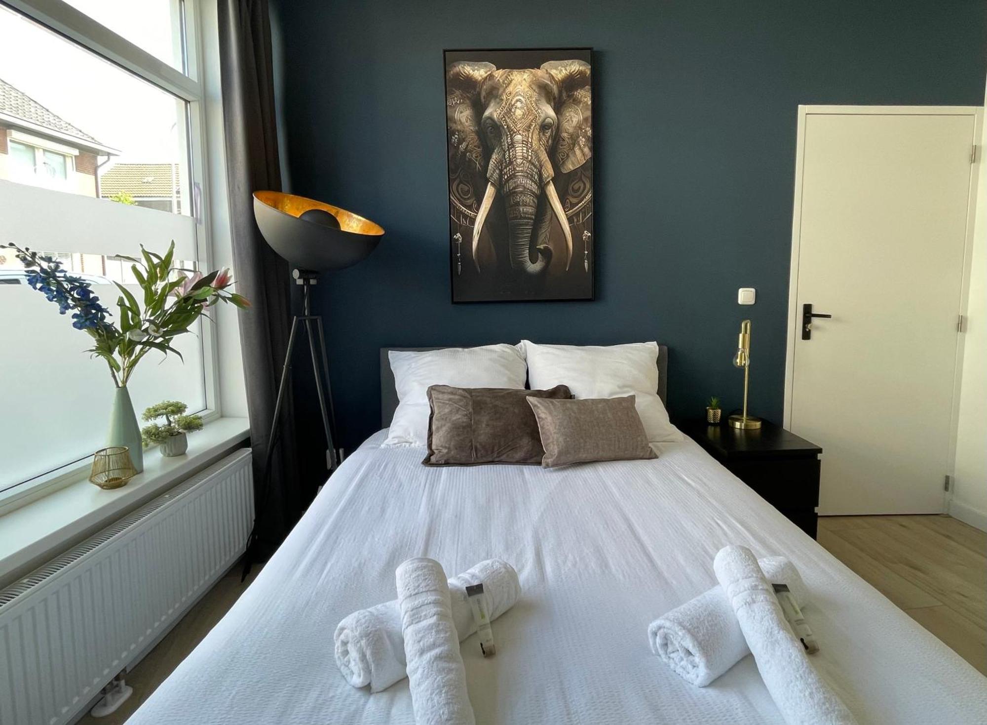 B&K Urban City Suites Tilburg Dış mekan fotoğraf